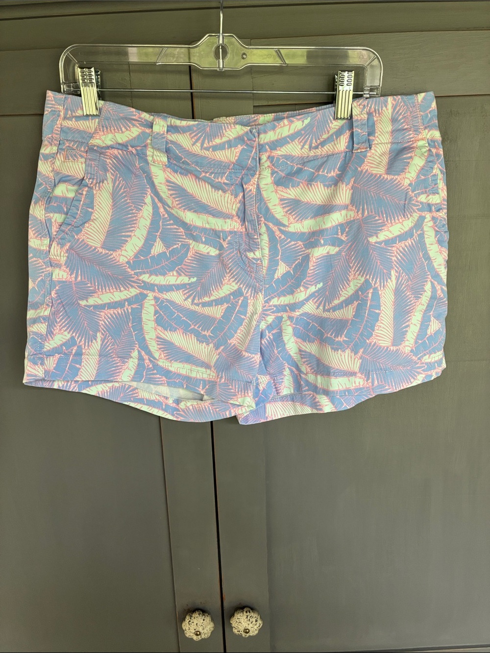 Vineyard Vines Pastel Blue Tropical Leaf Shorts